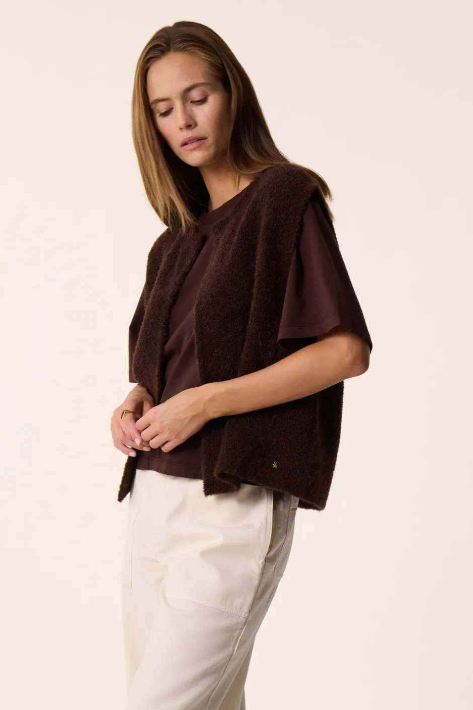 gilet_sans_manches_achille_ours_1.webp Gilet sans manches Achille | Des Petit Hauts Shop