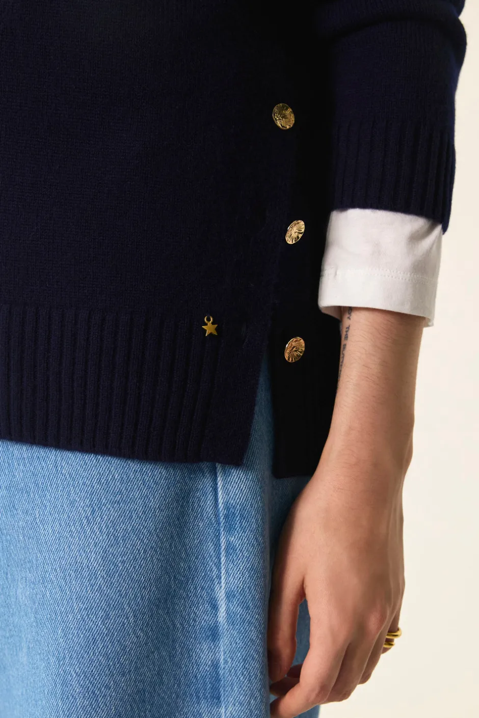 pull_arigato_marine_0.webp Pull Arigato | Des Petit Hauts Outlet