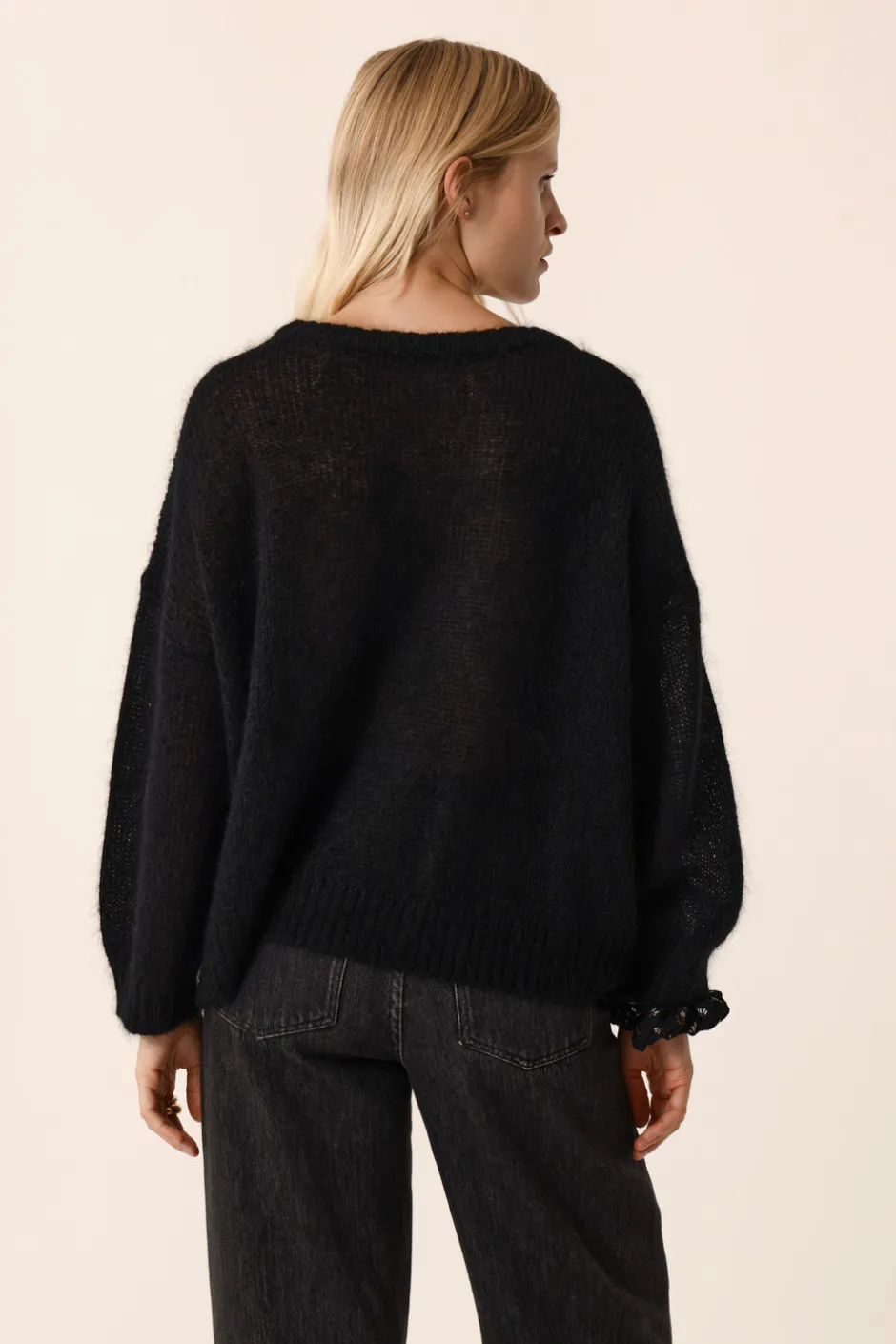 pull_bulon_noir_7.webp Pull Bulon | Des Petit Hauts Store