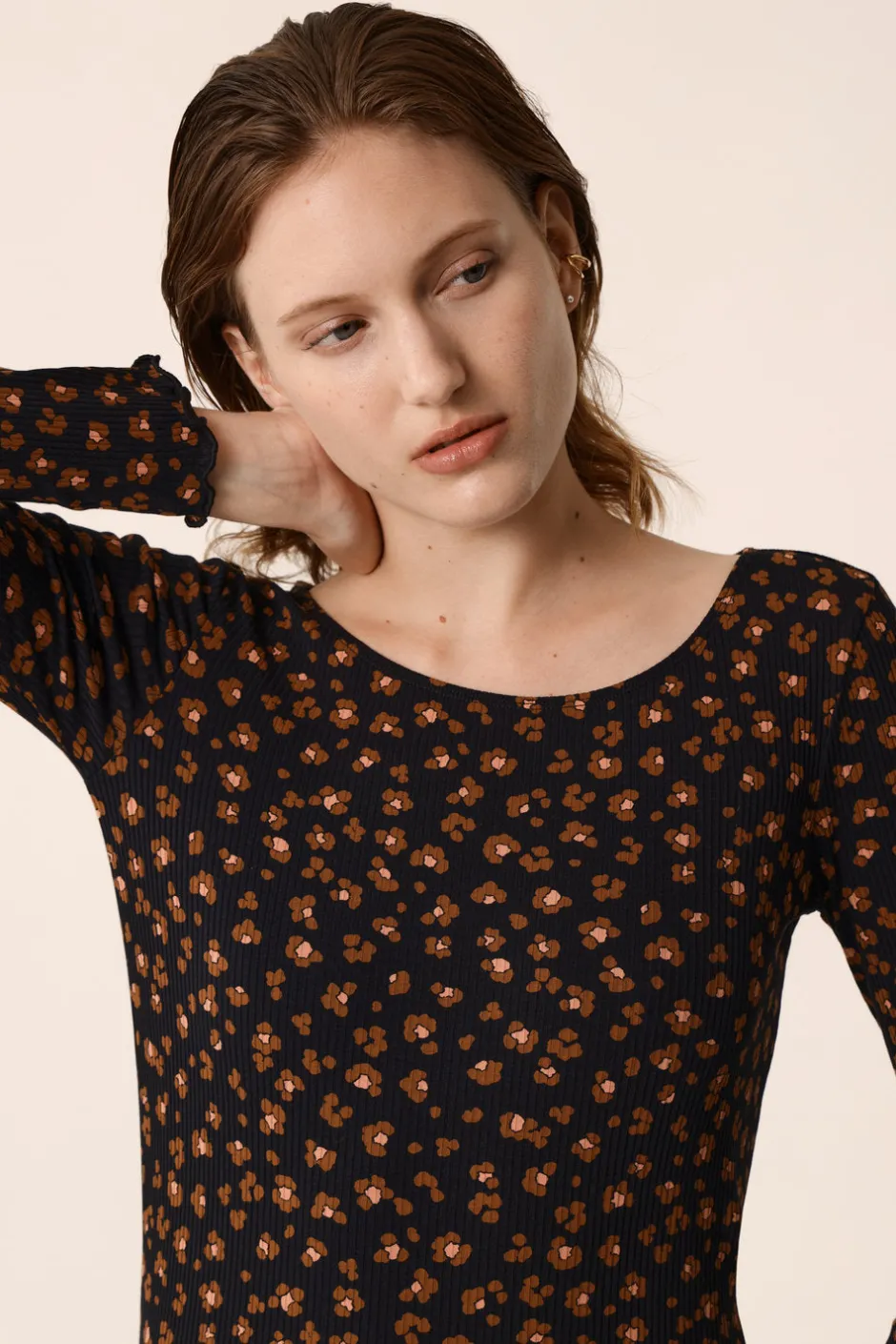 teeshirt_hailey_leo_noir_0.webp Tee-shirt Hailey | Des Petit Hauts Fashion