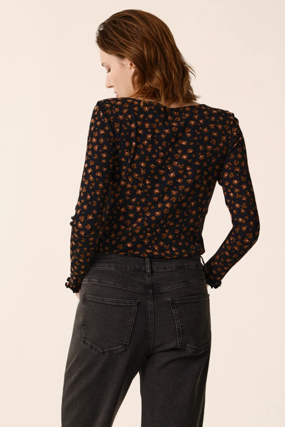 teeshirt_hailey_leo_noir_4.webp Tee-shirt Hailey | Des Petit Hauts Fashion